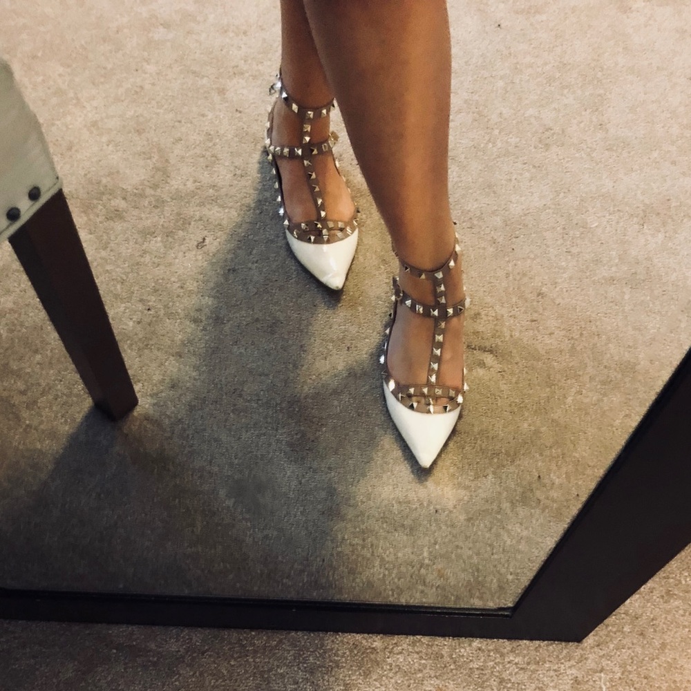 Valentino look alike flats.
